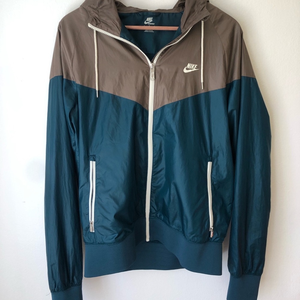 Nike windbreaker
